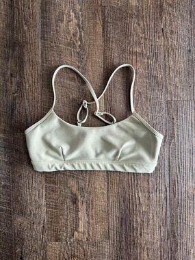 Alo Yoga Airlift Intrigue Bra in Limestone Green - Size S